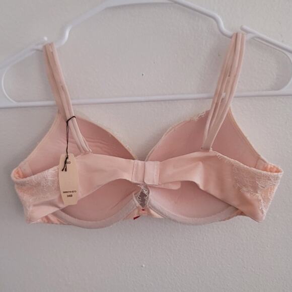 Victoria's Secret VS Very Sexy Push-Up Floral Lace Shimmer Bra Pink Red 34B NEW - Picture 2 of 10